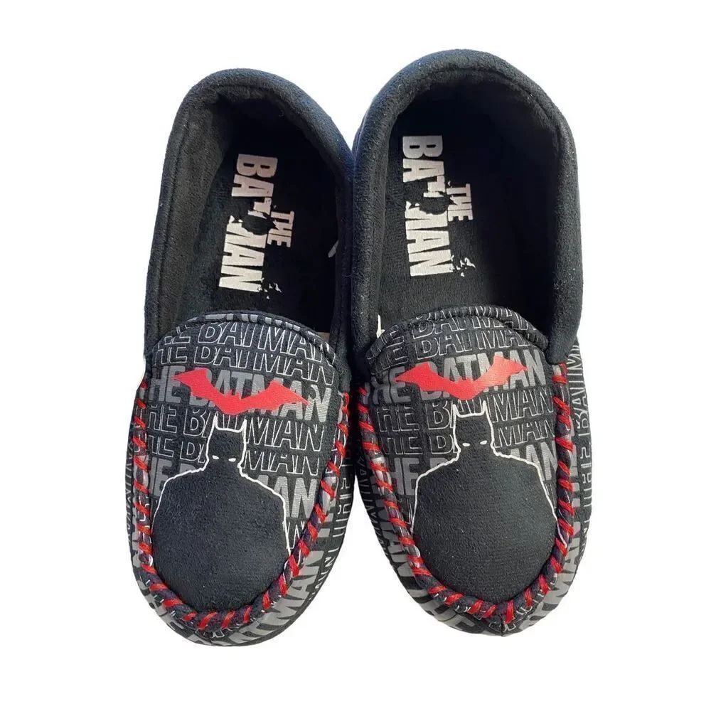DC Comics Boys Size 4 The Batman Moc Slippers